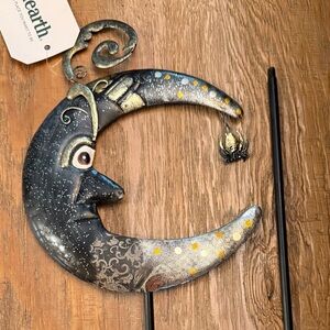 Decorative Crescent Moon Garden Stake NWT! 34 inches full length